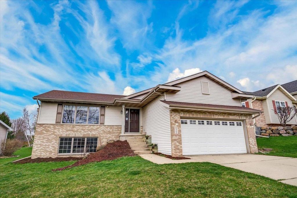 Photo of 2322 Quartz LANE, Madison, WI 53719 (MLS # 2018147)