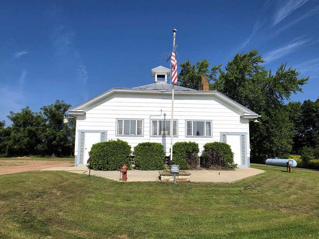 Photo of N11401 State Road 22, Clintonville, WI 54929 (MLS # 50331491)