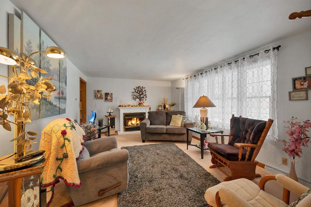 Photo of 1035 Ethel AVENUE, Green Bay, WI 54303 (MLS # 50319926)