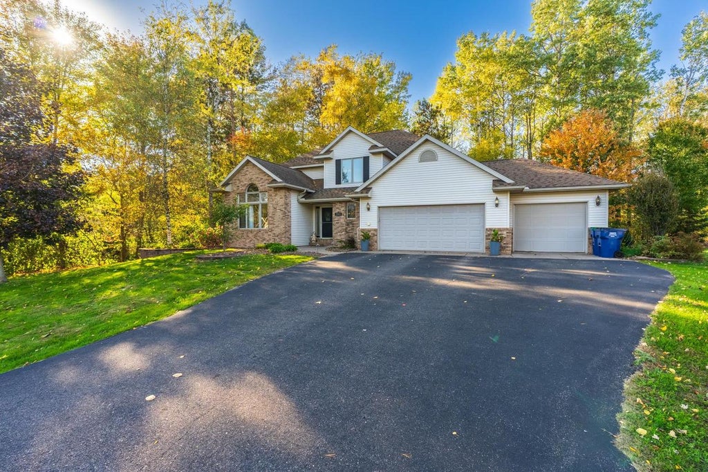 Photo of 2904 Crosstrail LANE, Weston, WI 54476 (MLS # 22605003)
