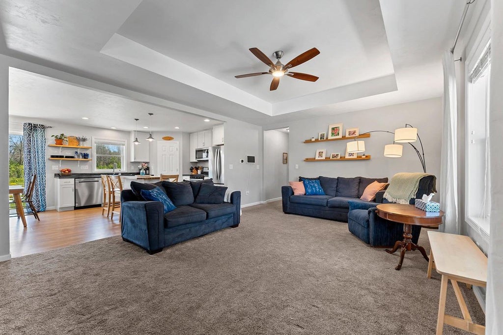 Photo of N9182 Dylan DRIVE, Appleton, WI 54915 (MLS # 50328749)