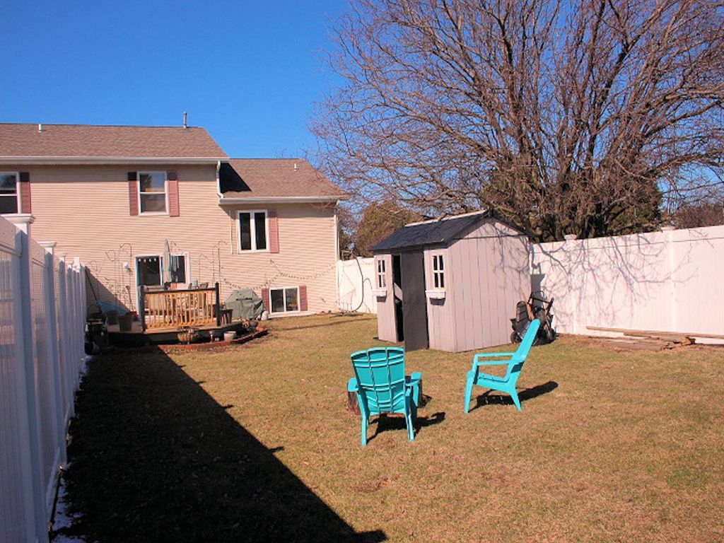 Photo of 961 Eastman LANE, Fond Du Lac, WI 54935 (MLS # 50322402)