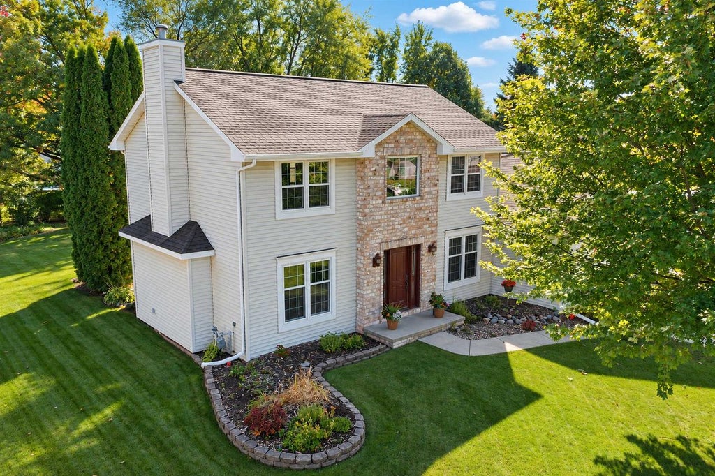 Photo of 2141 Dorset DRIVE, Green Bay, WI 54311 (MLS # 50333902)