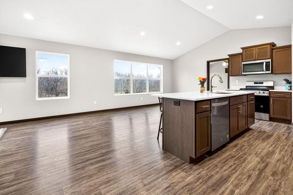 Photo of 537 Golf Side COURT, Hortonville, WI 54944 (MLS # 50321971)