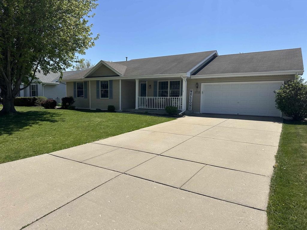 Photo of 3718 Labrador DRIVE, Janesville, WI 53546 (MLS # 2025273)