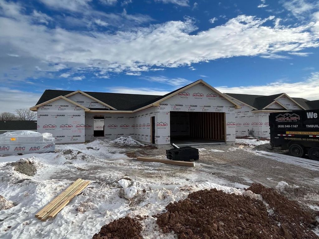 Photo of 1720 Freeman DRIVE, Neenah, WI 54956 (MLS # 50316930)