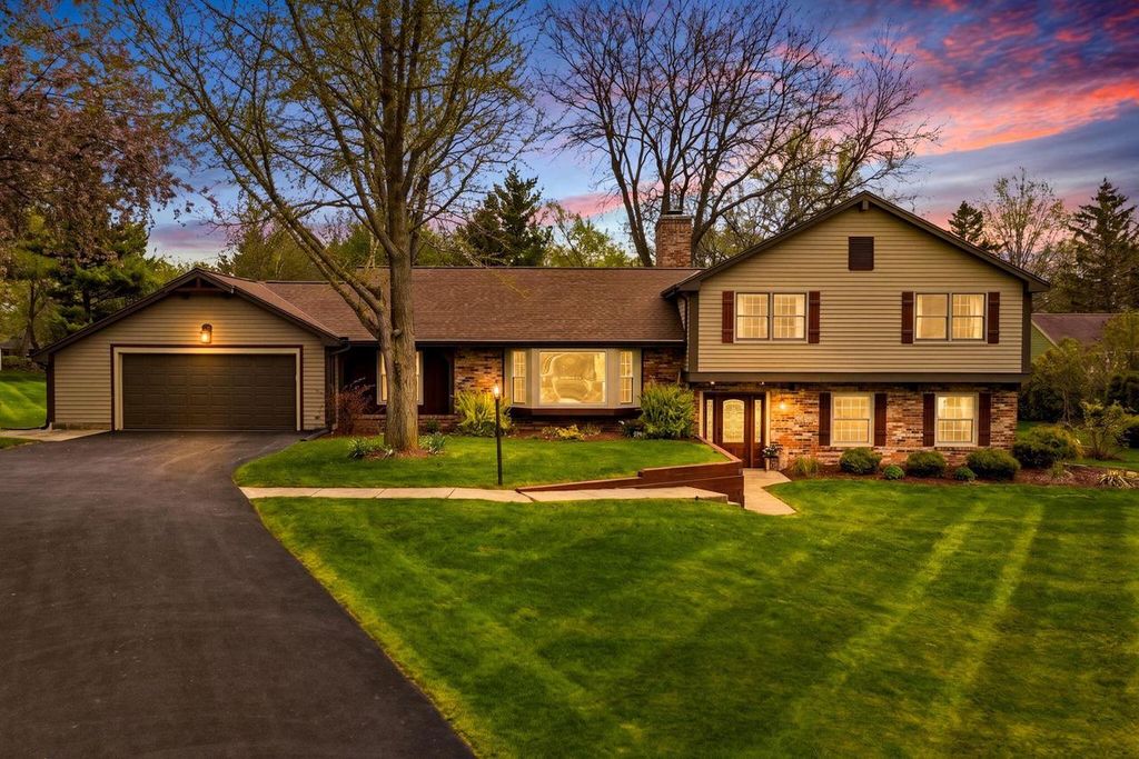 Photo of 3941 S Brook ROAD, Franksville, WI 53126 (MLS # 1960887)