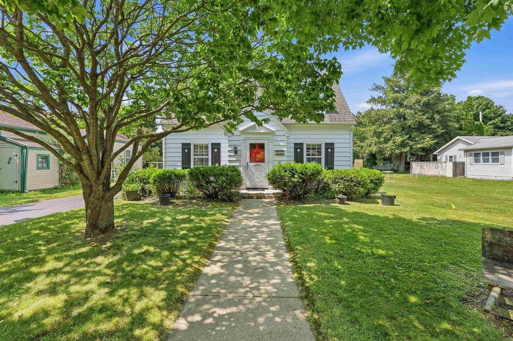 Photo of 742 Lincoln STREET, Ripon, WI 54971 (MLS # 2030020)