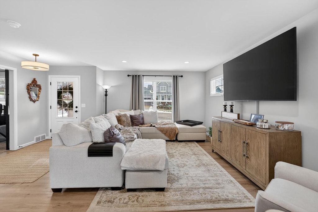 Photo of 833 Sugar Maple LANE, Verona, WI 53593 (MLS # 2014559)