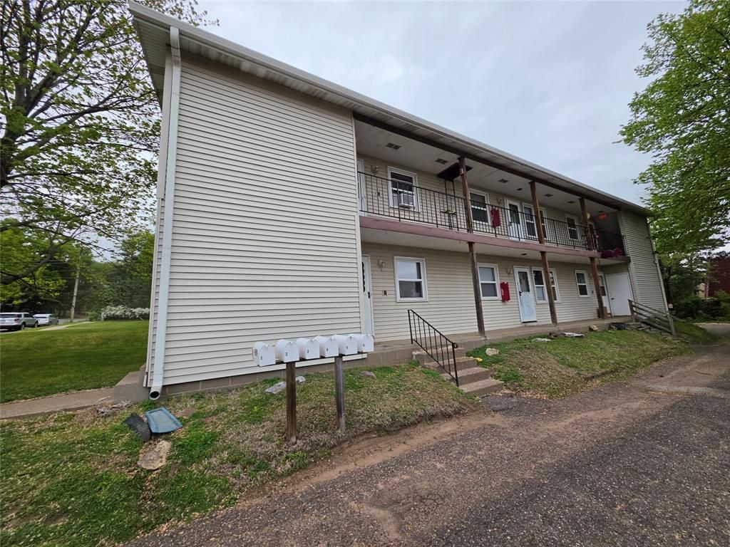 Photo of 609 Mount Nemo AVENUE #1-6, Eau Claire, WI 54703 (MLS # 1601477)