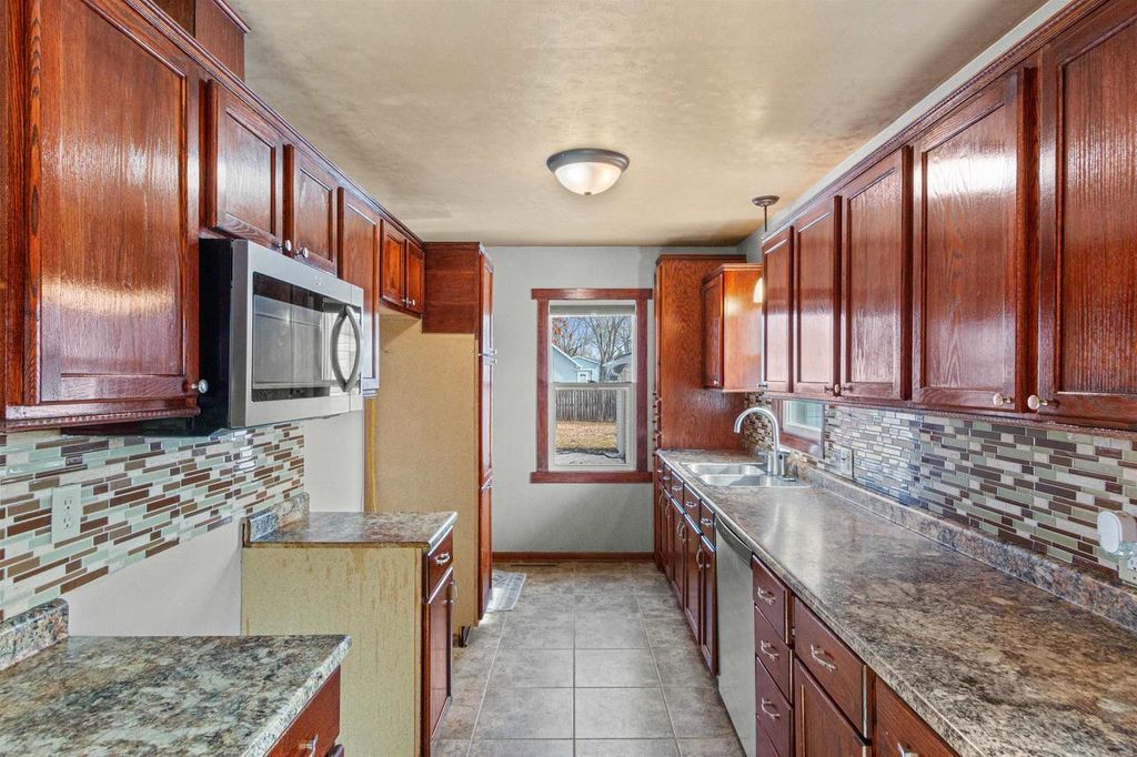 Photo of 220 18th Street North St, Wisconsin Rapids, WI 54494 (MLS # 22600908)