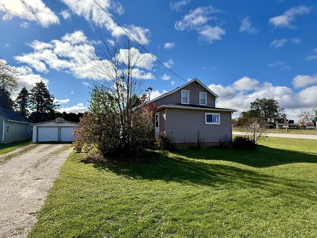 Photo of 127 E 1st STREET, Waldo, WI 53093 (MLS # 1940452)