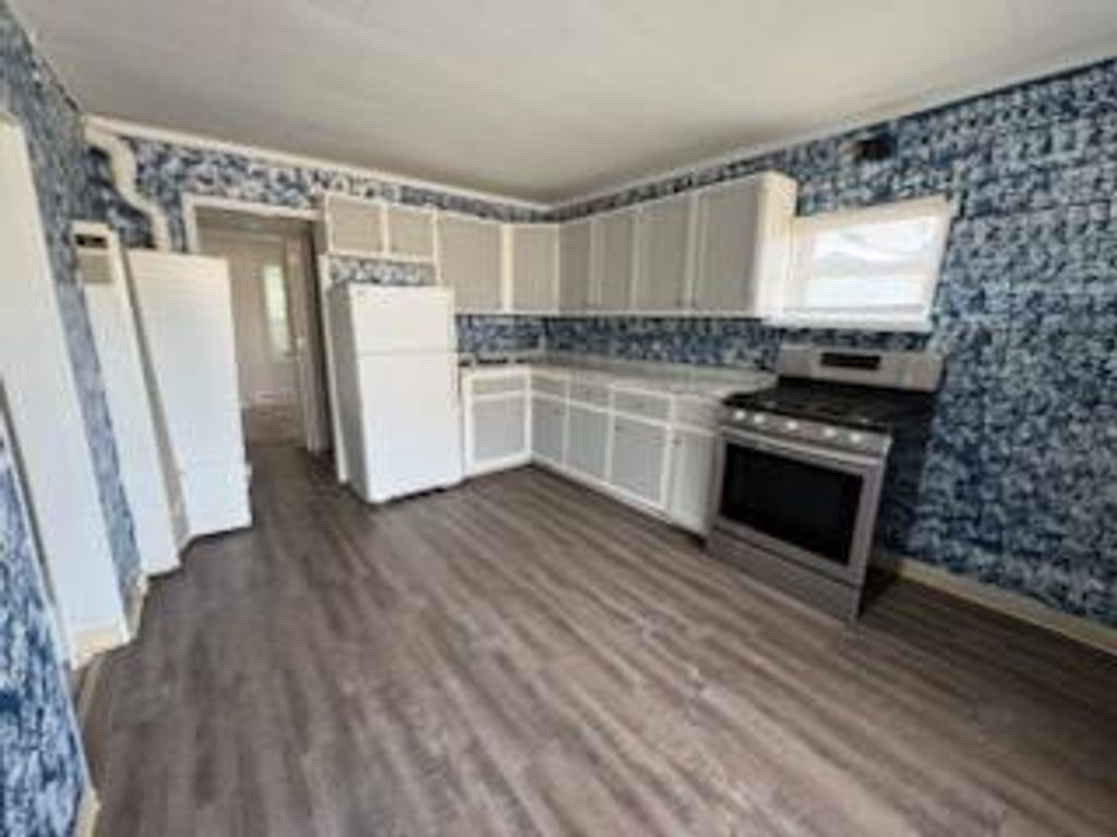 Photo of 5715 W Mitchell STREET, Milwaukee, WI 53214 (MLS # 1938347)