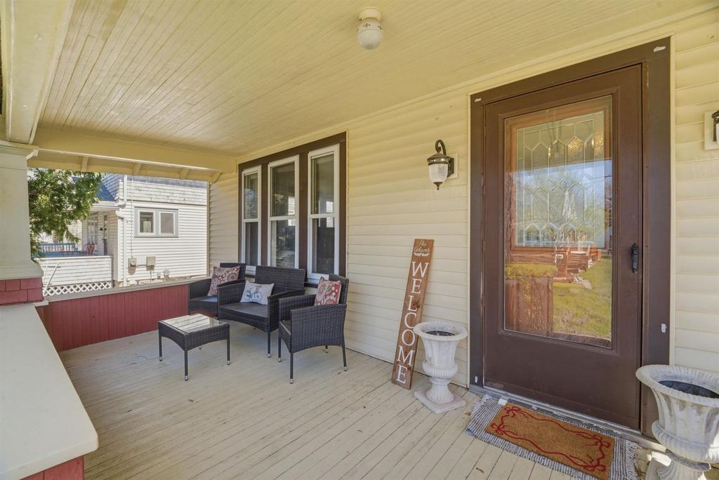 Photo of 1404 N Superior STREET, Appleton, WI 54911 (MLS # 50324220)