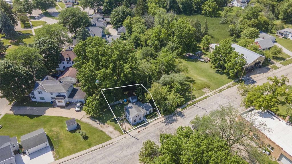 Photo of 114 Washington STREET, Ripon, WI 54971 (MLS # 50328622)