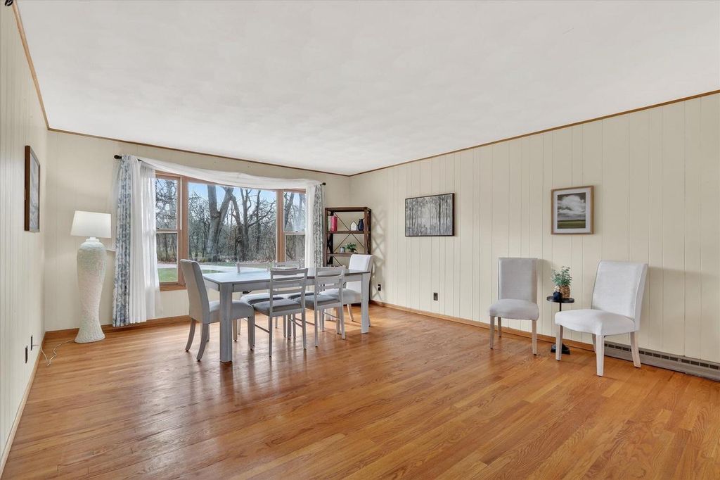 Photo of 701 N Hill ROAD, Beloit, WI 53511 (MLS # 2019334)