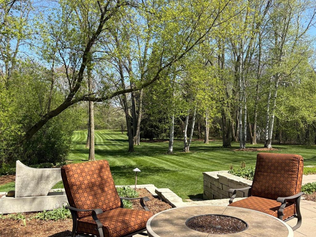 Photo of 9740 N Riverside ROAD, Mequon, WI 53092 (MLS # 1962230)