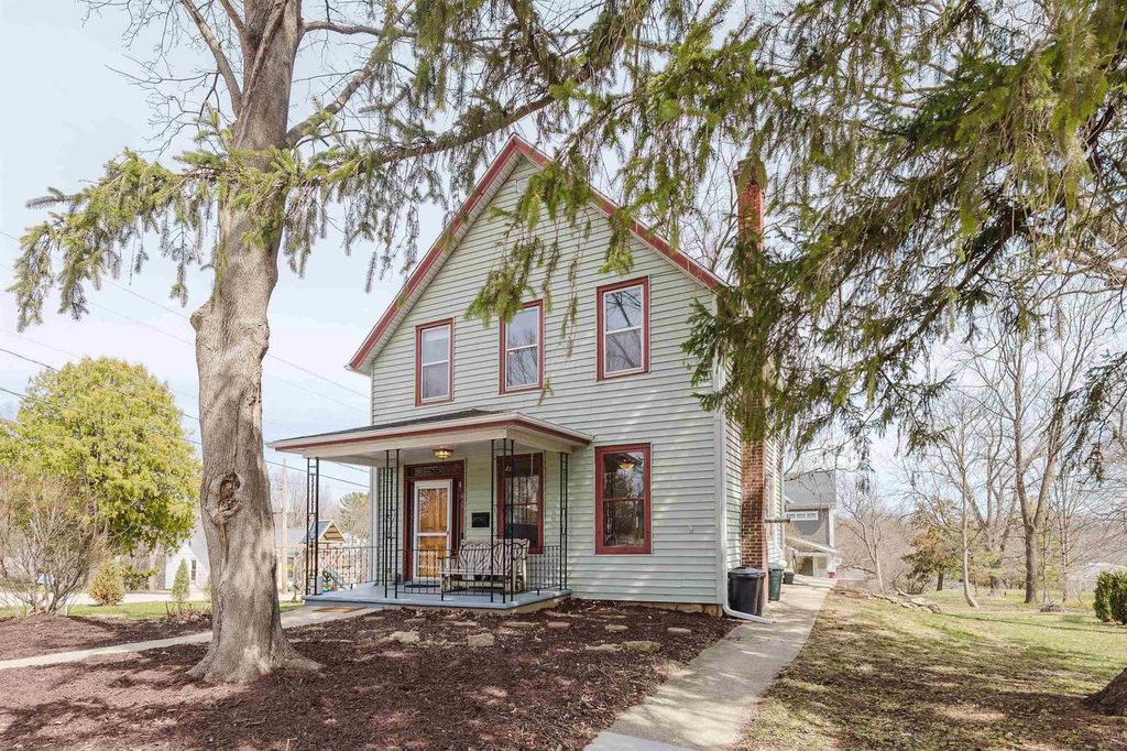 Photo of 415 N Wisconsin STREET, Mineral Point, WI 53565 (MLS # 2020233)