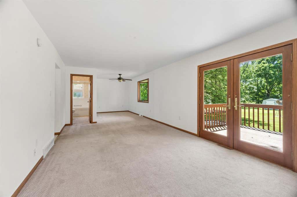 Photo of 2241 Wallace Lake ROAD, West Bend, WI 53090 (MLS # 50329167)
