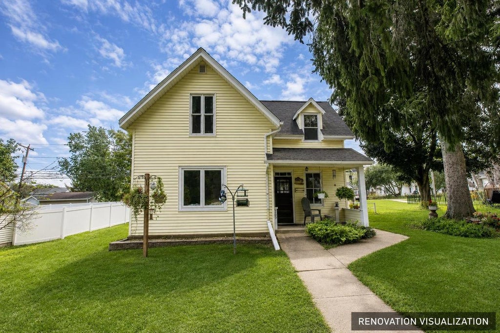 Photo of 309 W Division STREET, Dodgeville, WI 53533 (MLS # 2032059)