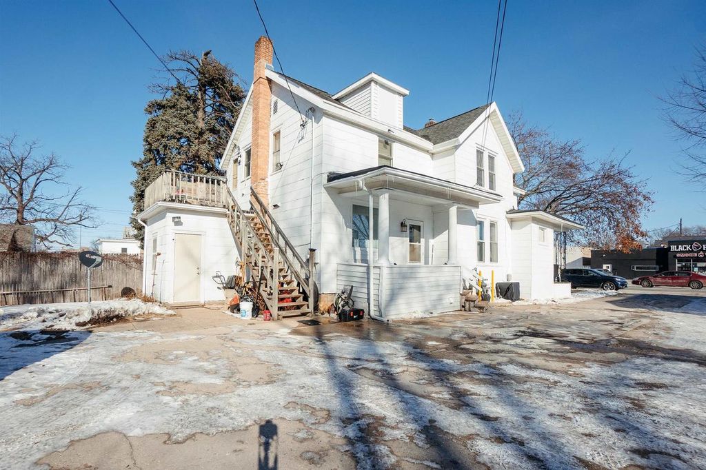 Photo of 300 S Main STREET, Fond Du Lac, WI 54935 (MLS # 50320610)