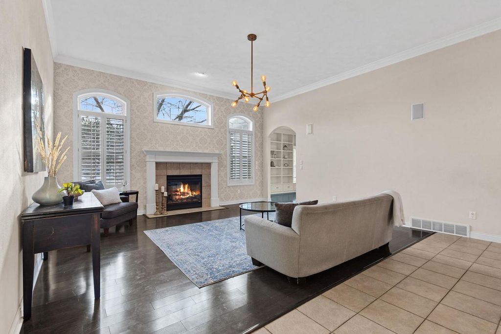 Photo of 825 Yorkshire ROAD, Neenah, WI 54956 (MLS # 50319931)