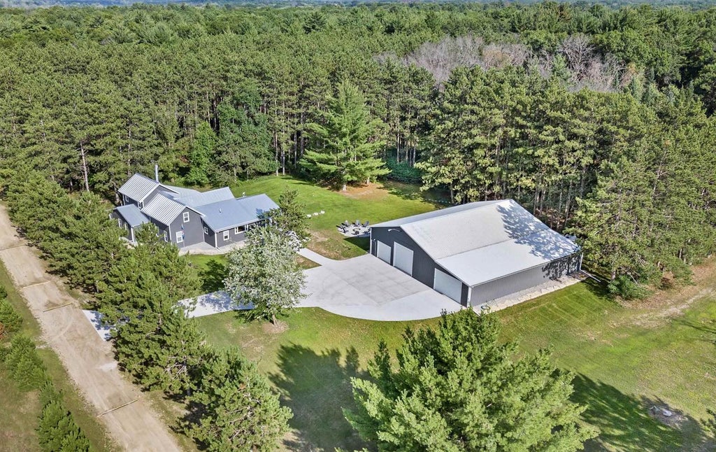 Photo of W6191 Lueck LANE, Princeton, WI 54968 (MLS # 2032568)