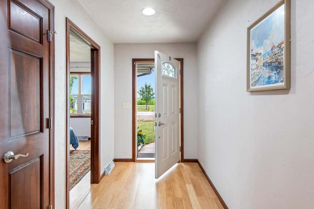 Photo of 3317 Buchanan ROAD, Kaukauna, WI 54130 (MLS # 50329874)