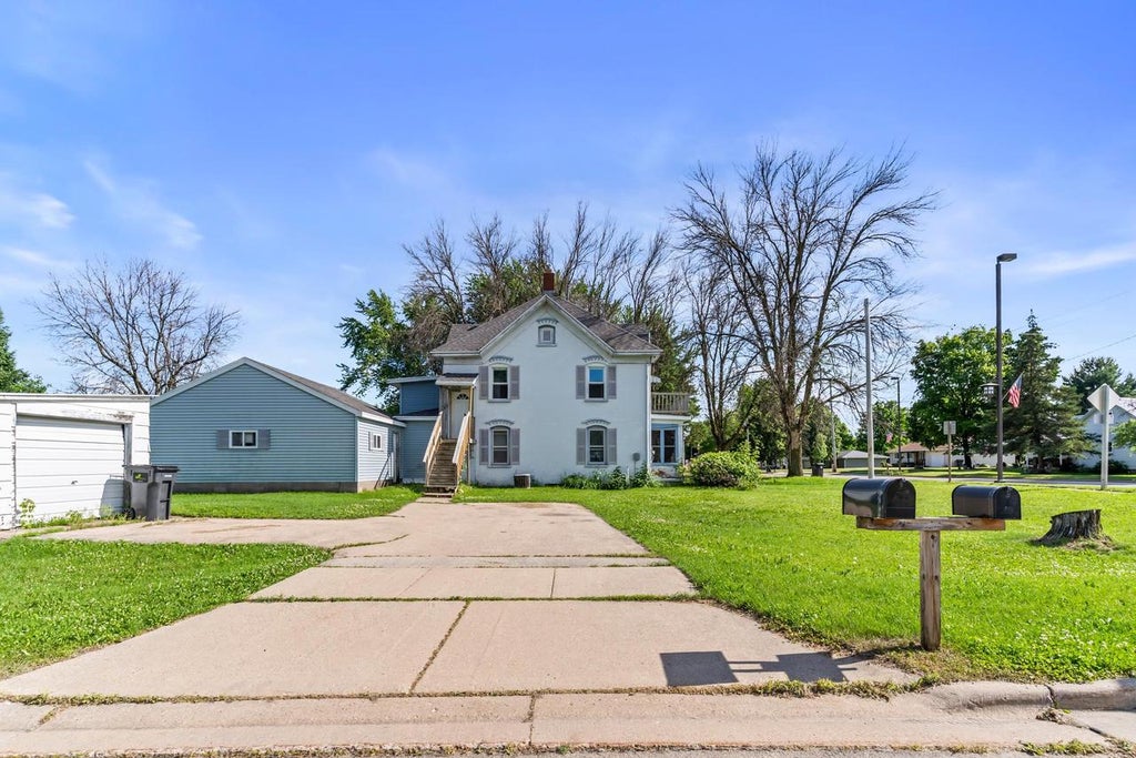 Photo of 406 N Bridge STREET, Manawa, WI 54949 (MLS # 50328052)