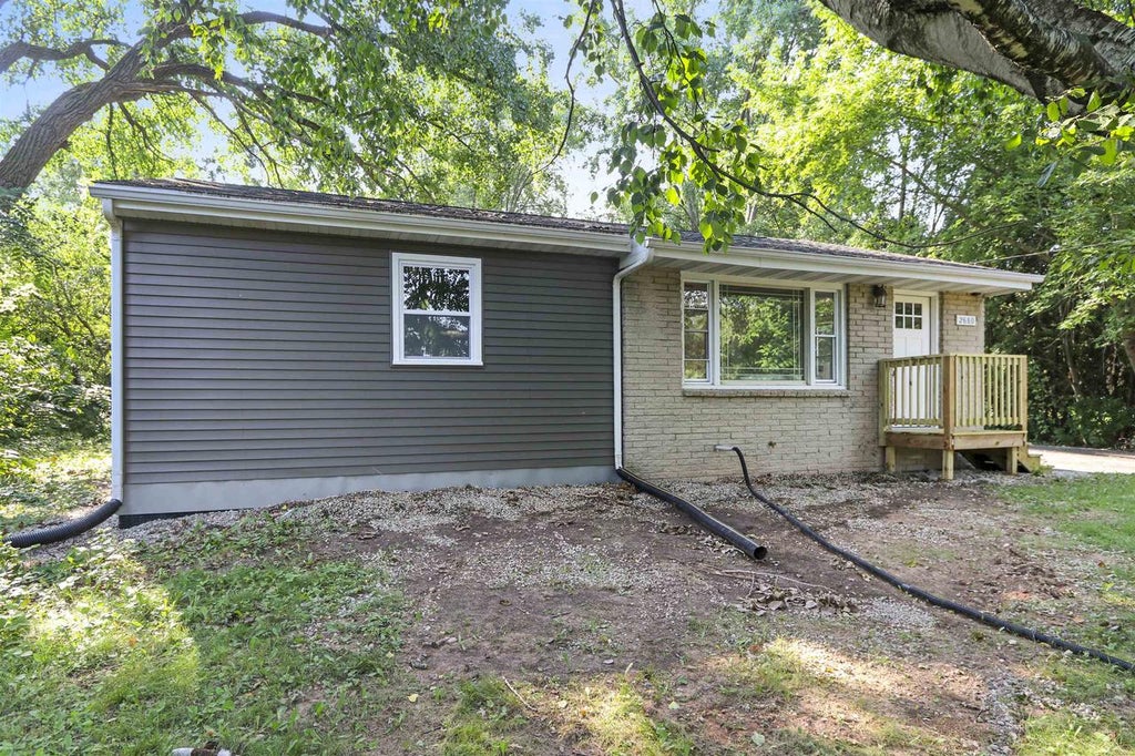 Photo of 2680 Nicolet DRIVE, Green Bay, WI 54311 (MLS # 50330635)