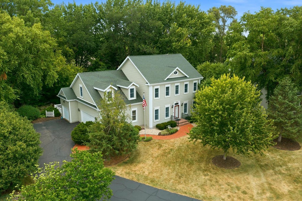 Photo of 206 Canterbury COURT, Cambridge, WI 53523 (MLS # 1974384)