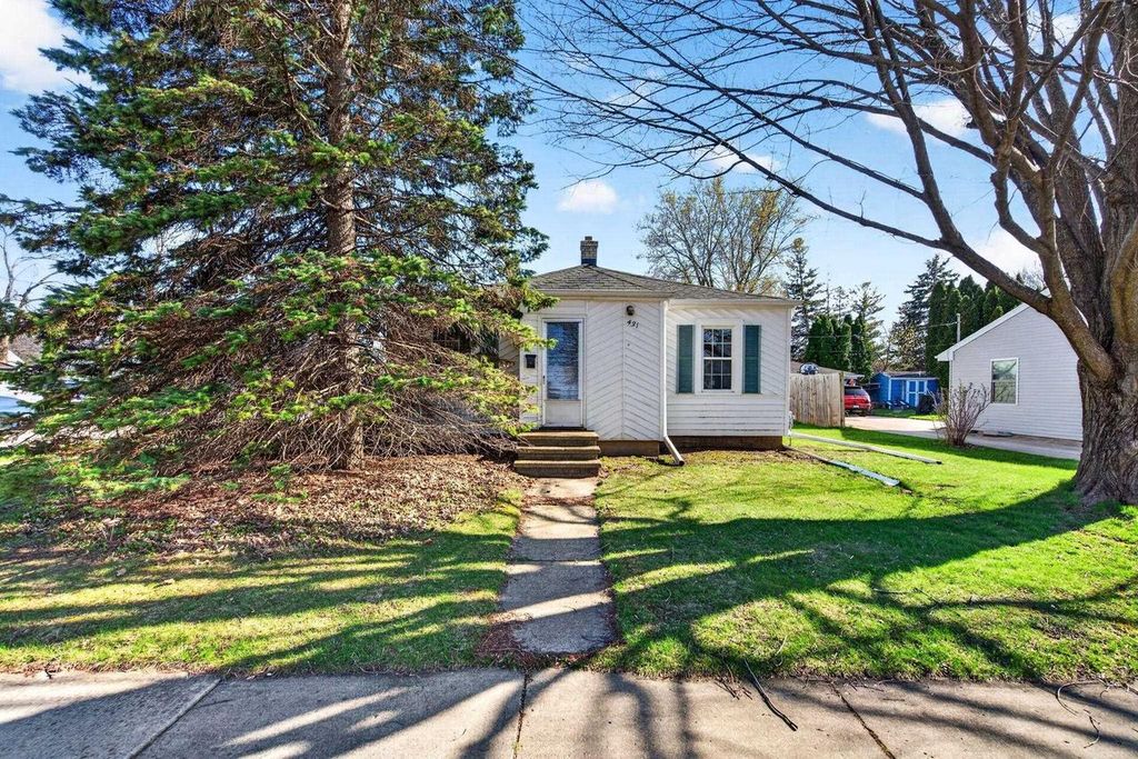 Photo of 431 E Coolidge AVENUE, Appleton, WI 54915 (MLS # 50324063)