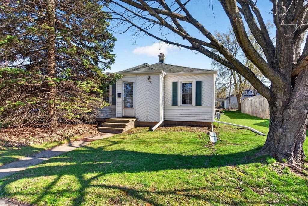 Photo of 431 E Coolidge AVENUE, Appleton, WI 54915 (MLS # 50324063)