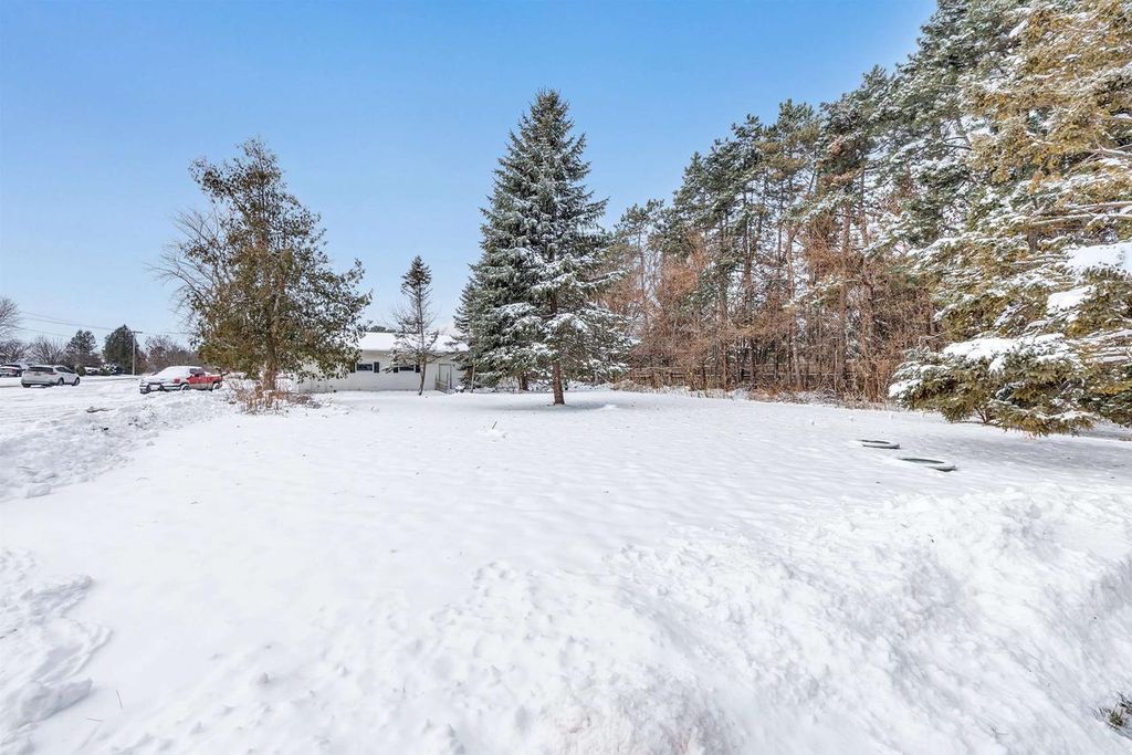 Photo of 17802 Cth R, Denmark, WI 54208 (MLS # 50318850)