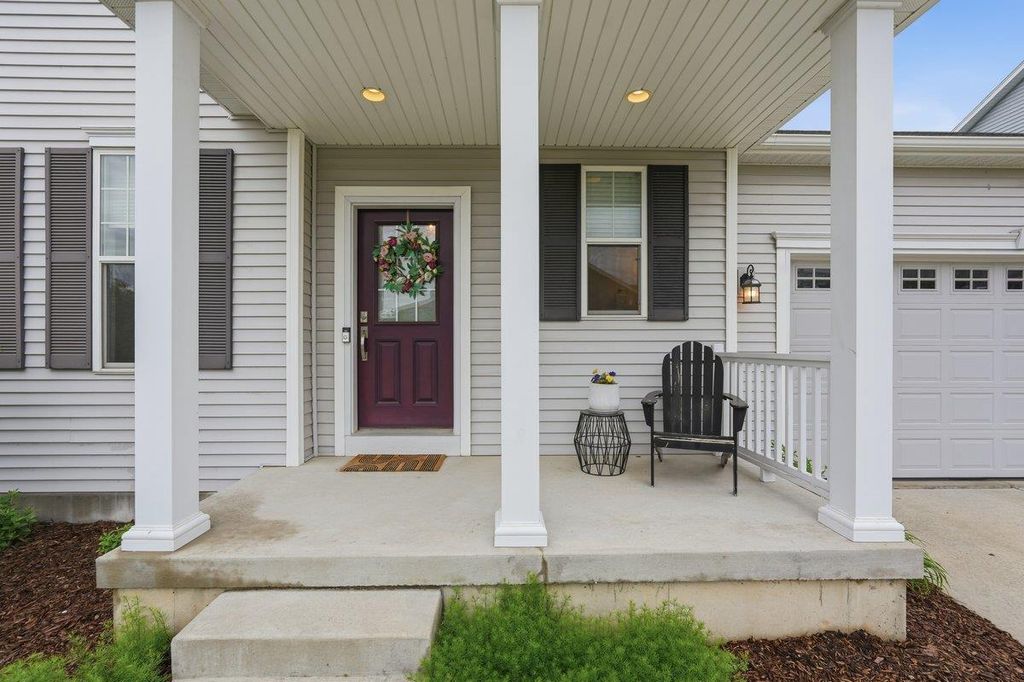 Photo of 10106 Rustling Birch ROAD, Verona, WI 53593 (MLS # 2023064)