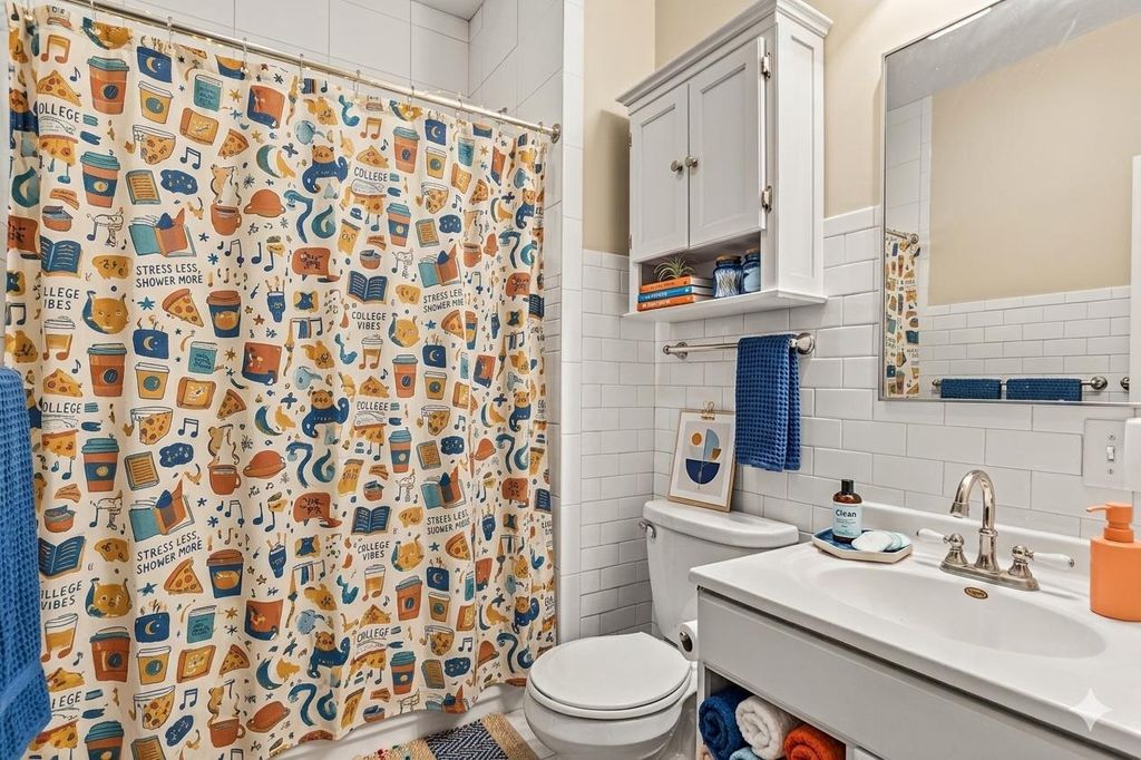 Photo of 120-126 N Franklin STREET, Madison, WI 53703 (MLS # 2023686)