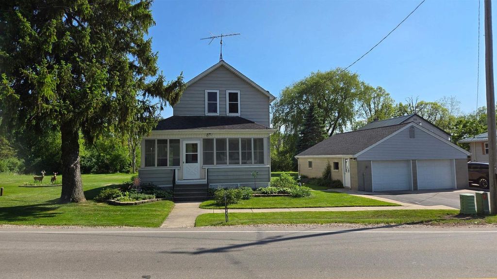 Photo of W420 County Road F, Campbellsport, WI 53010 (MLS # 50326379)