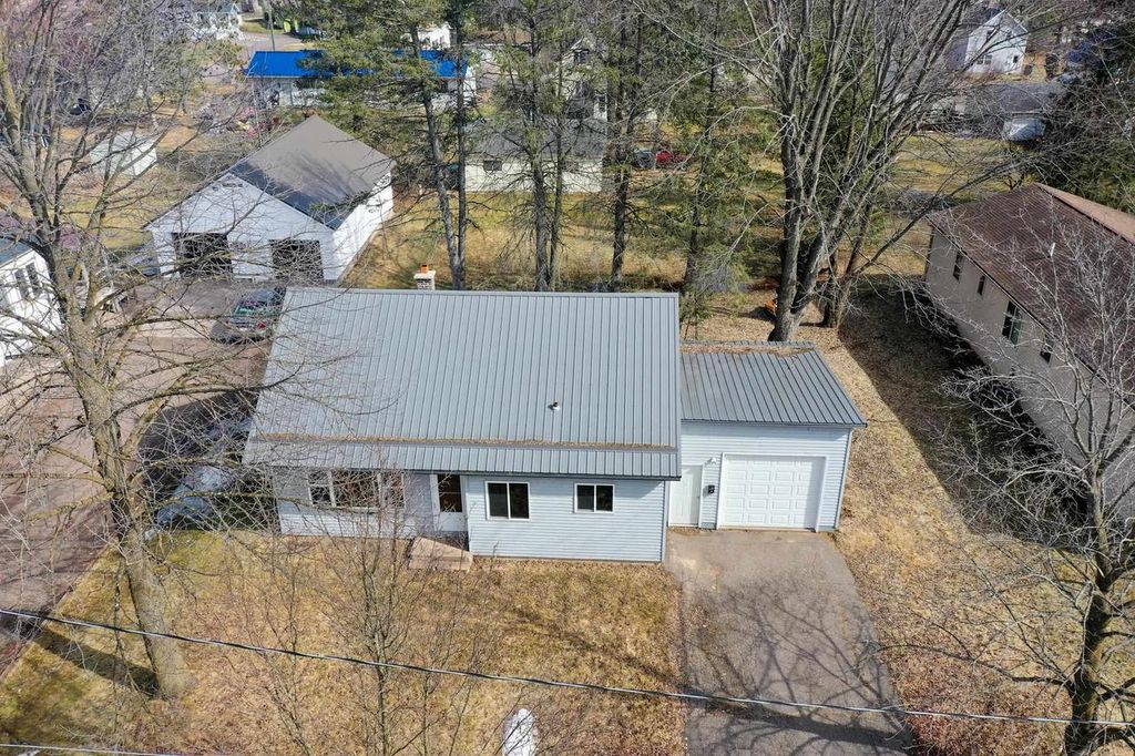 Photo of 326 N Central AVENUE, Medford, WI 54451 (MLS # 22600939)