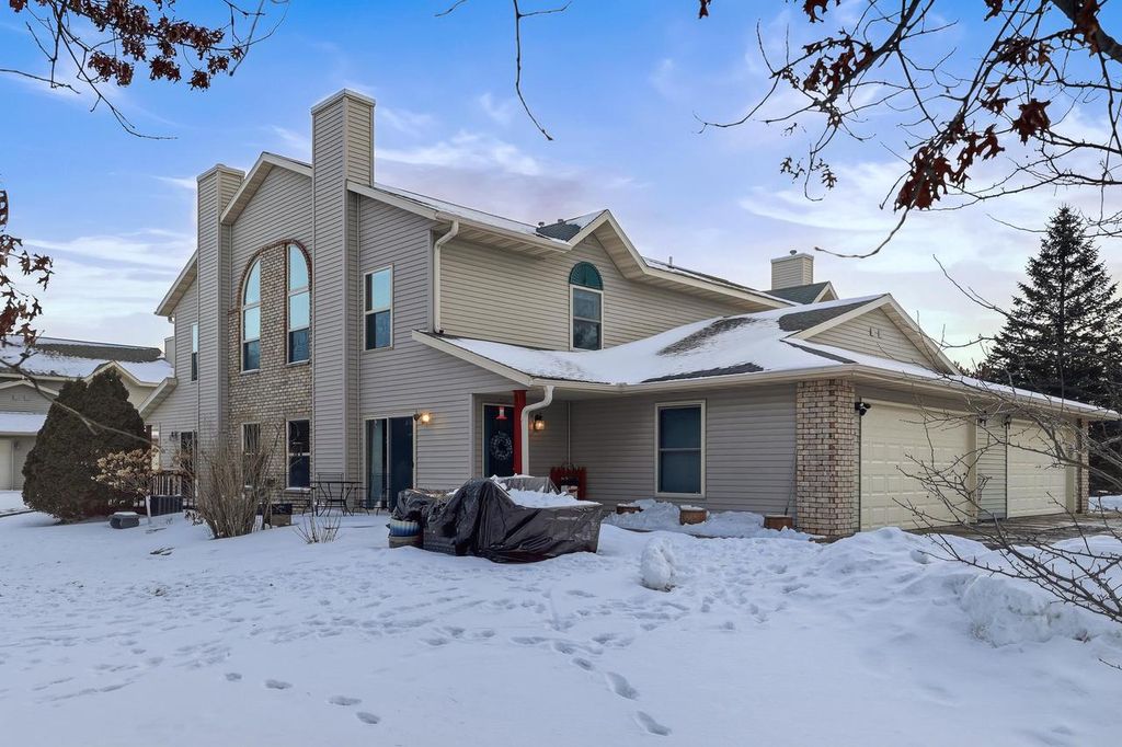 Photo of 262 White Oak AVENUE, Plover, WI 54467 (MLS # 22600461)