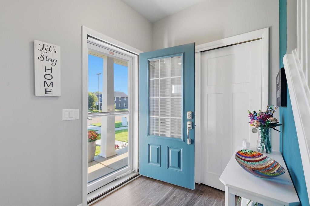Photo of 1082 O'Keeffe AVENUE, Sun Prairie, WI 53590 (MLS # 2032545)