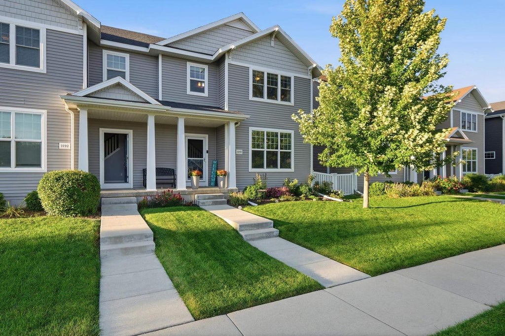 Photo of 1082 O'Keeffe AVENUE, Sun Prairie, WI 53590 (MLS # 2032545)