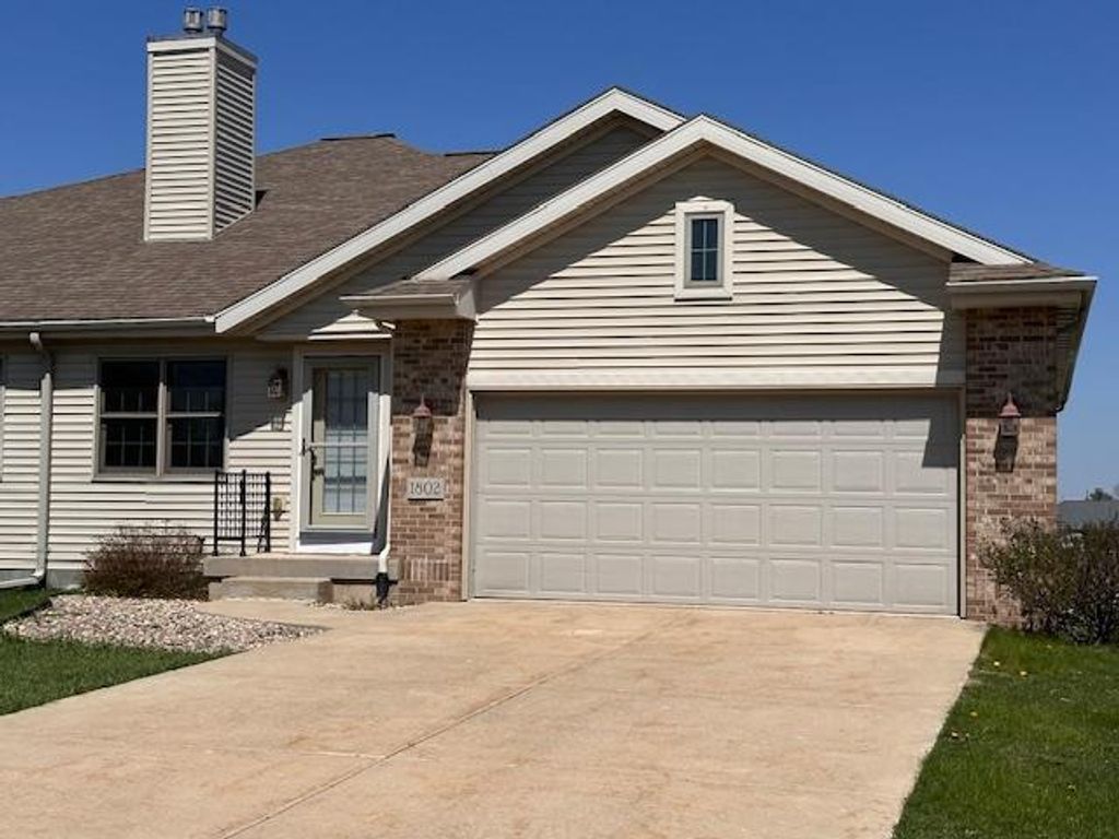 Photo of 1802 Fjord PASS, Mount Horeb, WI 53572 (MLS # 2021377)