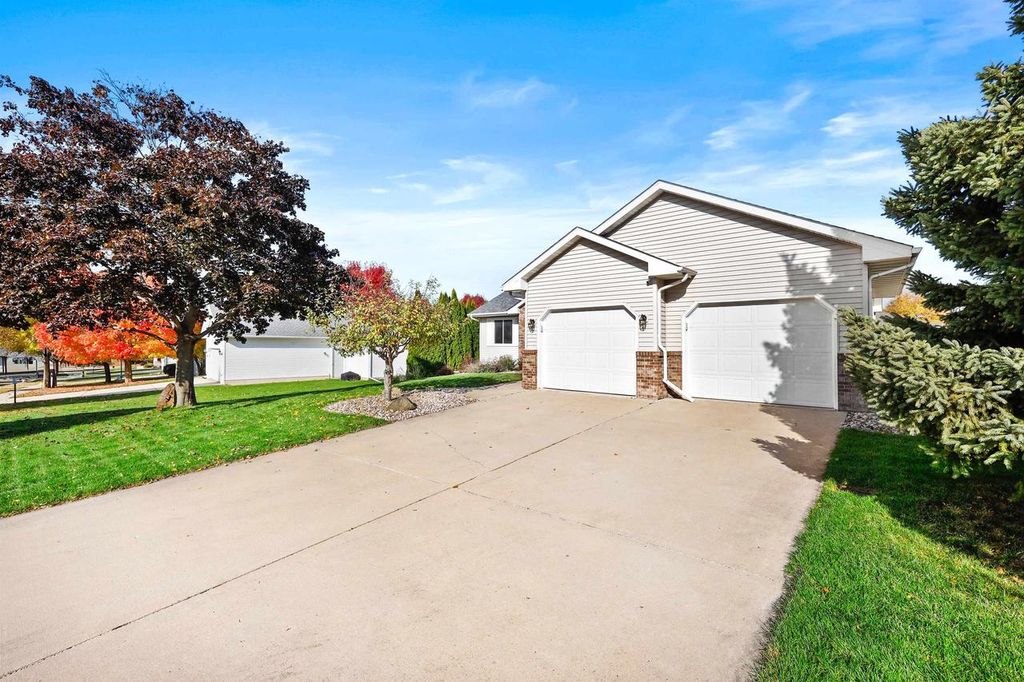 Photo of 4398 Van Winkle WAY, Deforest, WI 53532 (MLS # 2011546)