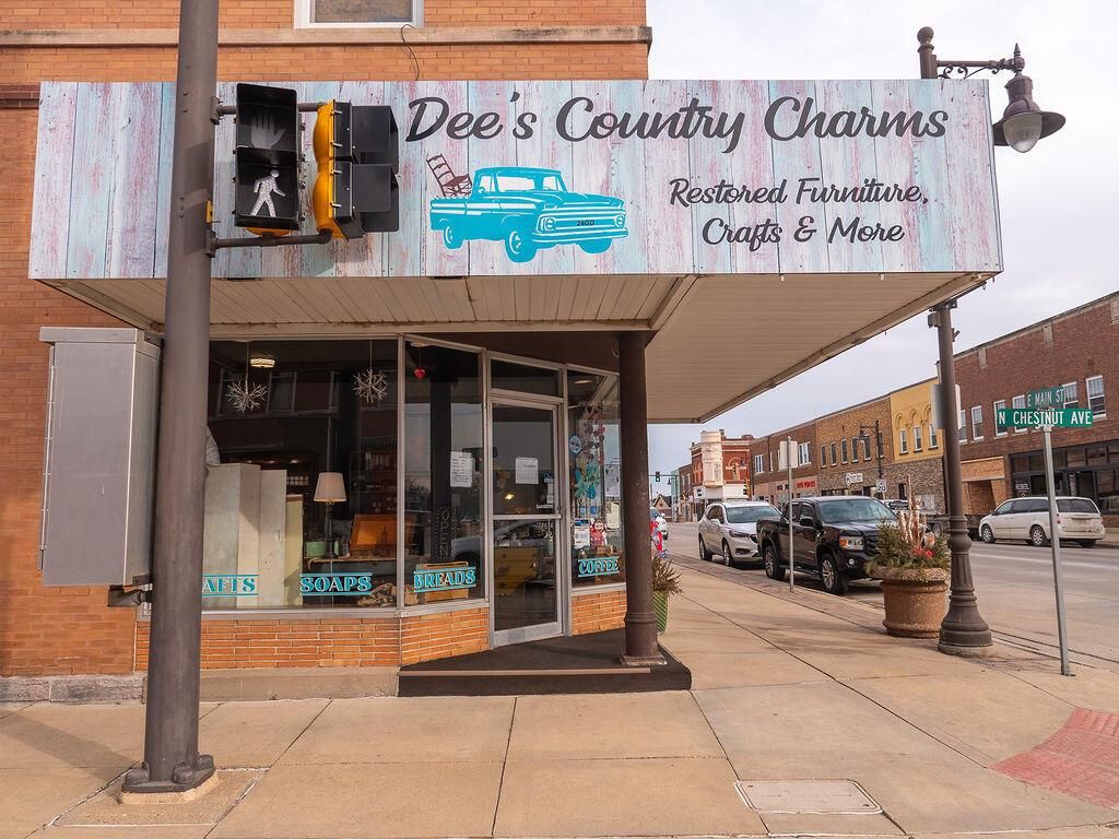 Photo of 2 E Main STREET, Abbotsford, WI 50659 (MLS # 1950095)