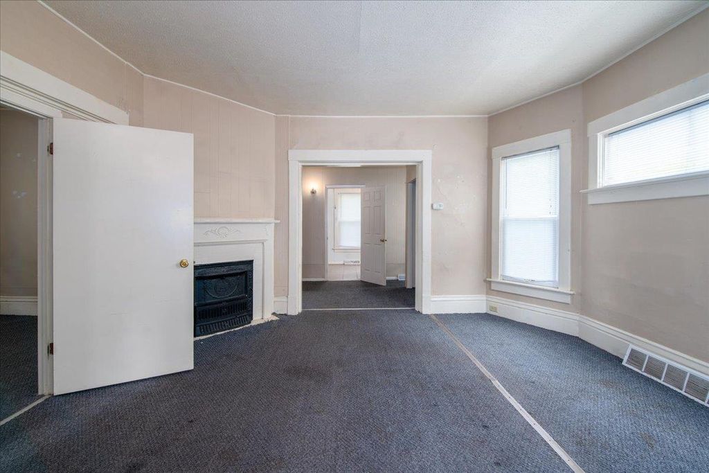 Photo of 518 Scott AVENUE, Oshkosh, WI 54901 (MLS # 50316820)