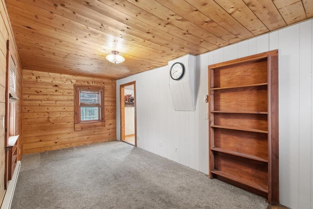 Photo of 107 E Chestnut STREET, Pardeeville, WI 53954 (MLS # 2014214)