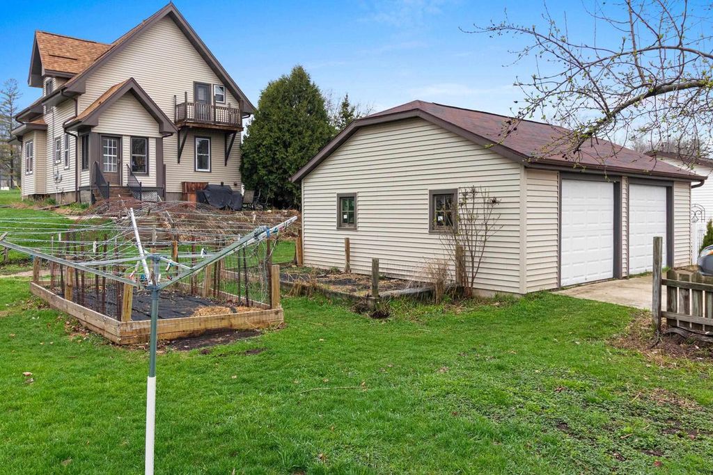 Photo of 2216 Monroe STREET, New Holstein, WI 53061 (MLS # 2021069)