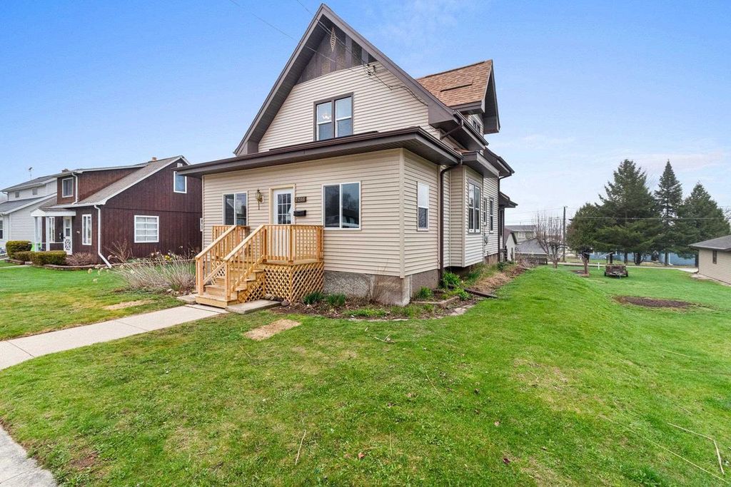 Photo of 2216 Monroe STREET, New Holstein, WI 53061 (MLS # 2021069)