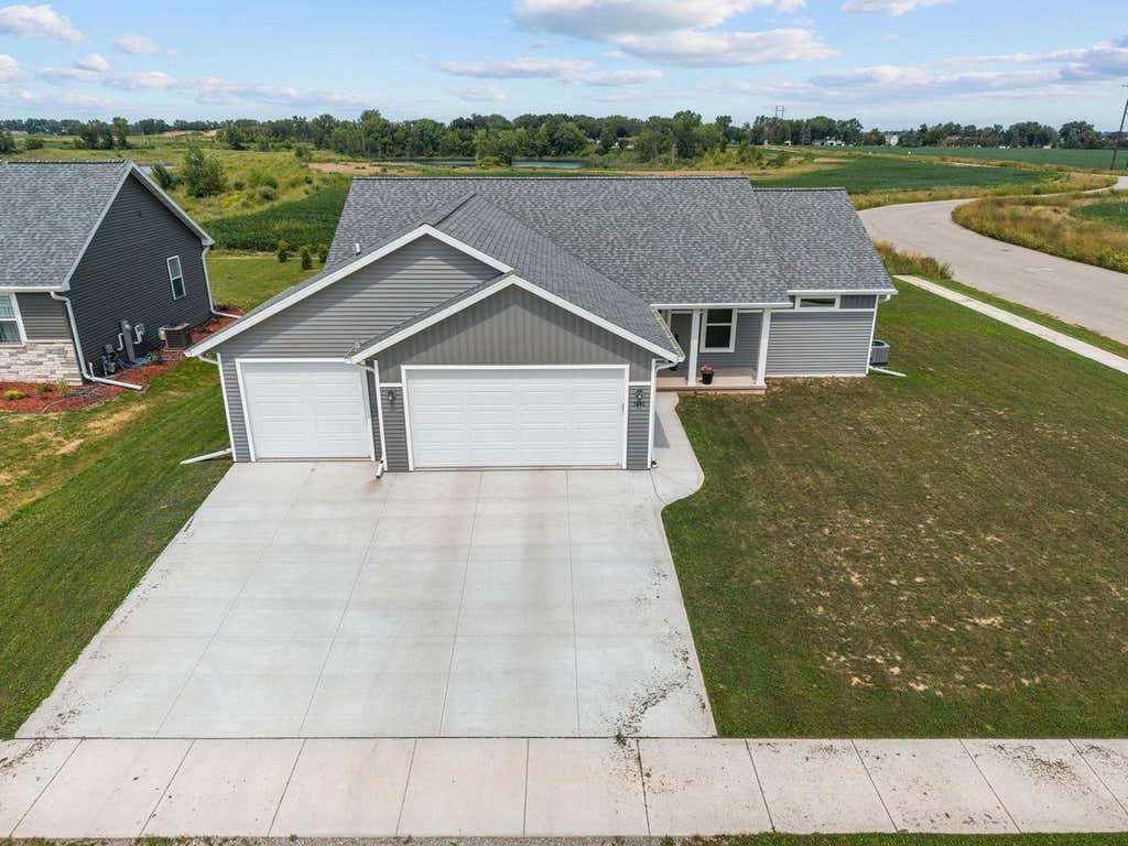 Photo of 3846 E Zion LANE, Appleton, WI 54913 (MLS # 50331123)