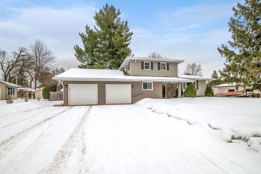 Photo of 3283 Mary STREET, Stevens Point, WI 54481 (MLS # 22600594)